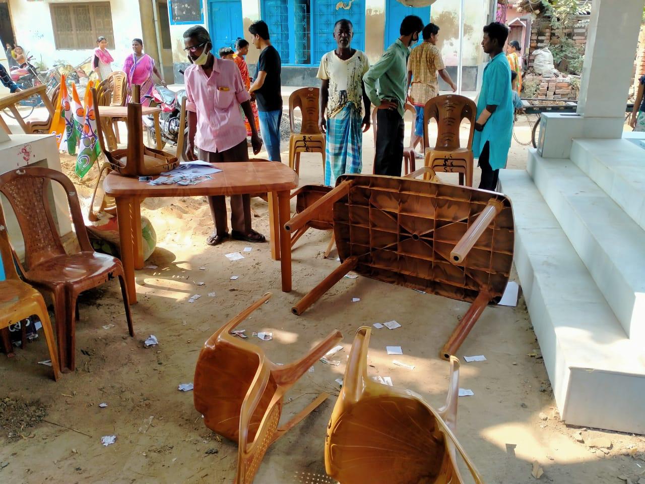 बंगाल चुनाव 2021 Phase 3 Voting: तीन जिलों की 31 सीटों पर करीब 80 फीसदी मतदान, चौथे चरण की वोटिंग 10 अप्रैल को