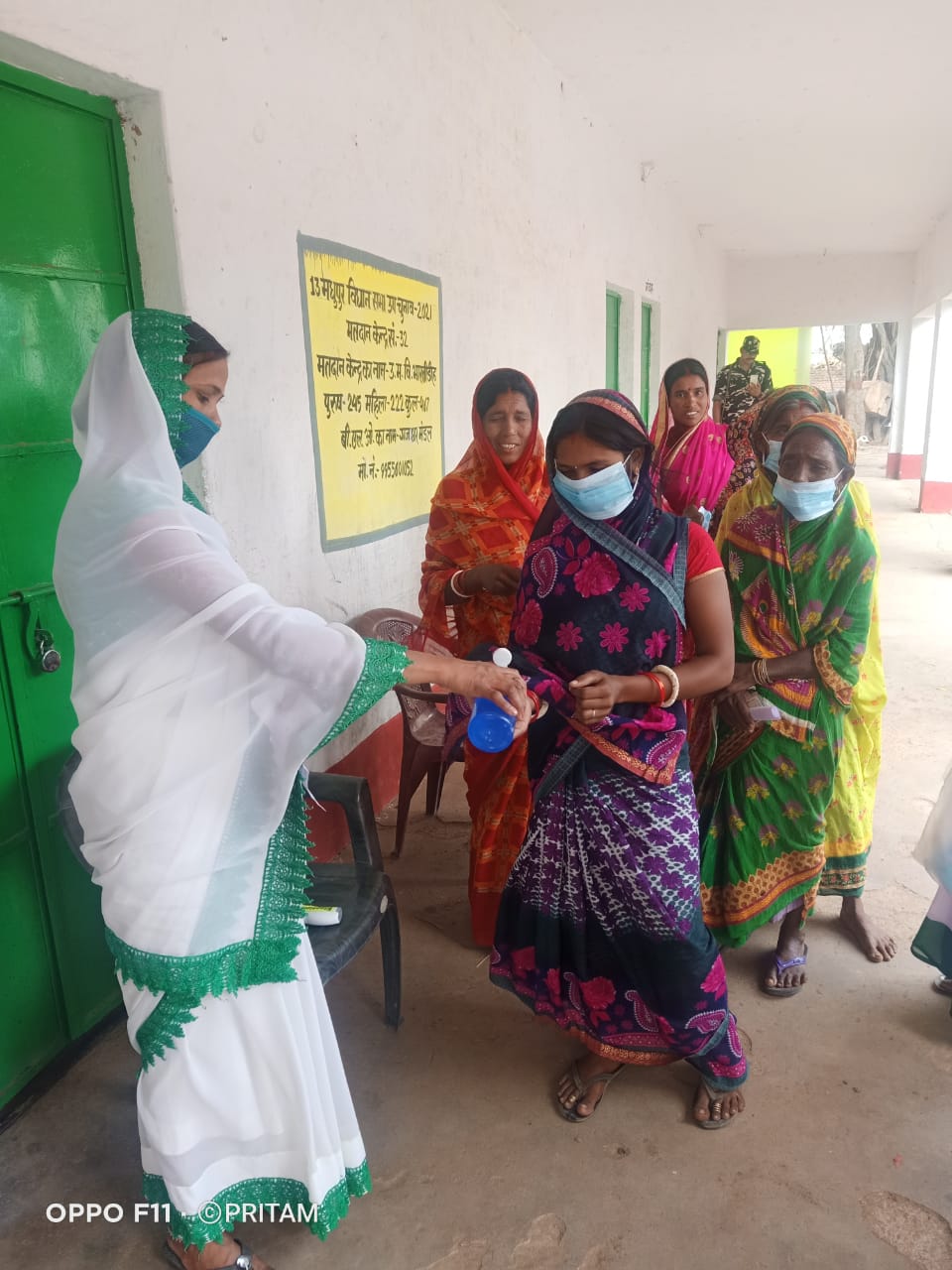 Madhupur By Election 2021 LIVE : कोरोना के बढ़ते संक्रमण के बीच मधुपुर उपचुनाव संपन्न, प्रत्याशियों की किस्मत EVM में लॉक, 2 मई को काउंटिंग