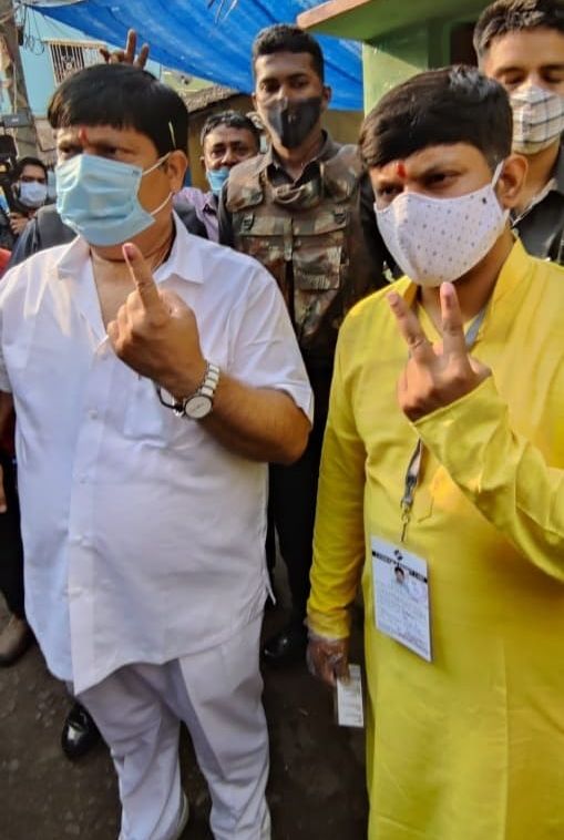 बंगाल चुनाव 2021, Sixth Phase Voting:  हिंसक घटनाओं के बीच 4 जिलों की 43 विधानसभा सीटों पर छठे चरण में 79.09 फीसदी मतदान