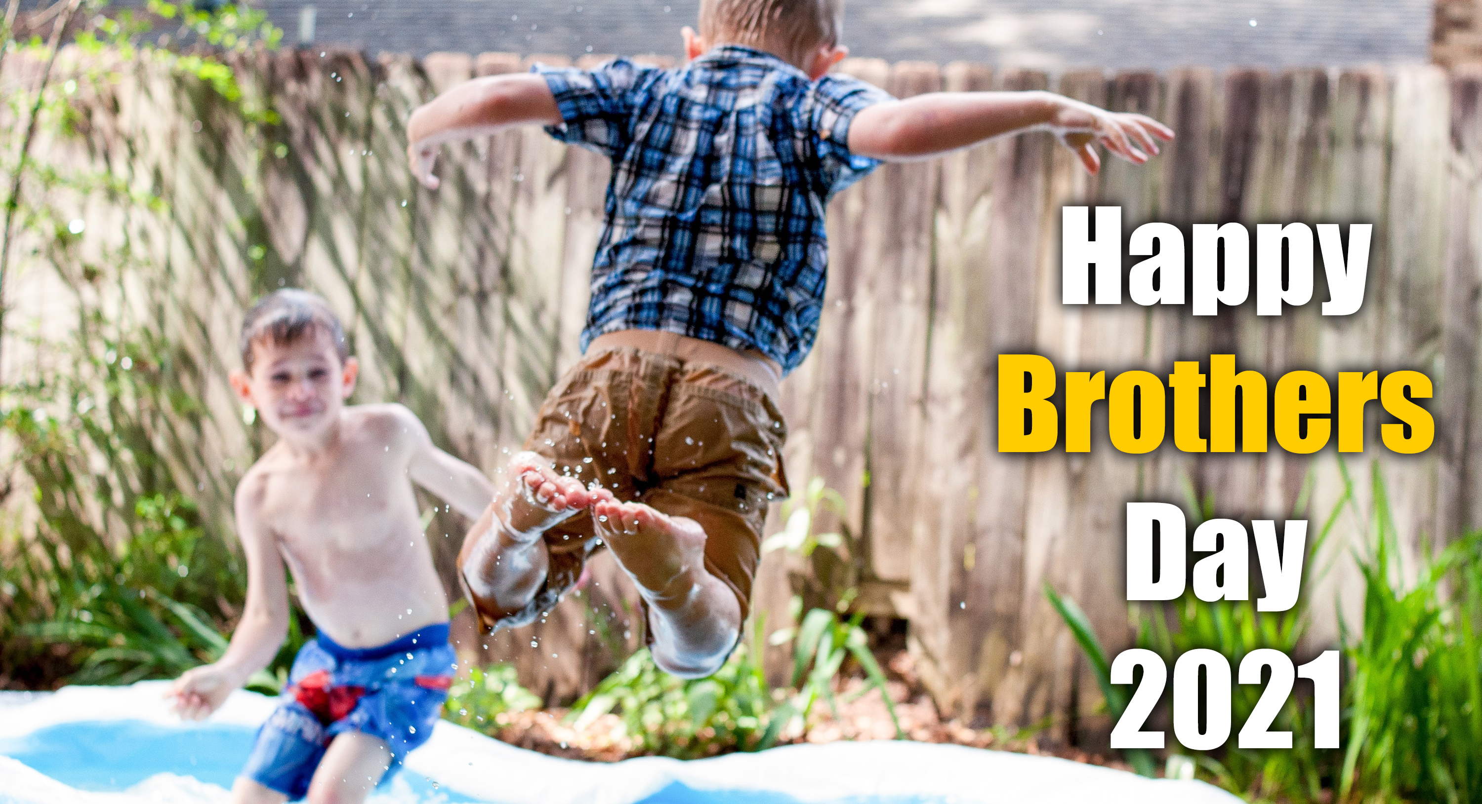 Happy Brothers Day Wishes, Images, Quotes, Status: भगवान से मांगा था एक भाई,
लेकिन दे दिया...ब्रदर्स डे पर अपने भाईयों को यहां से भेजें एक से बढ़कर शुभकामनाएं