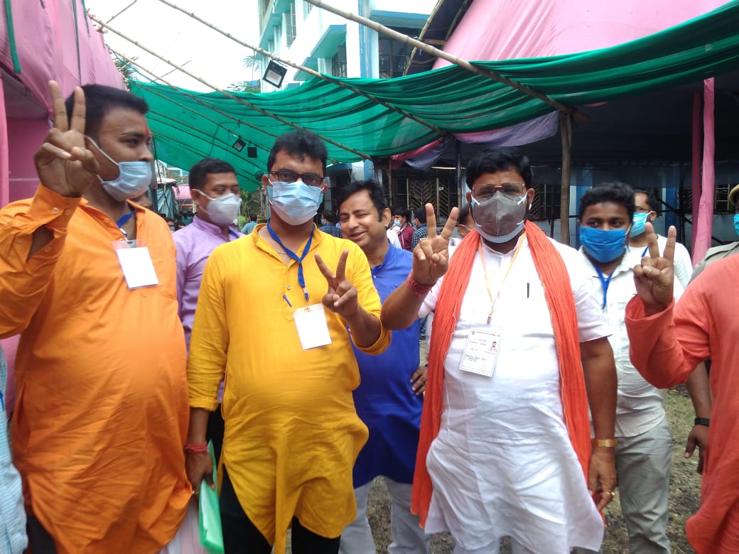 Bengal Vidhan Sabha Chunav Results 2021 Updates: TMC ने 212, BJP ने जीती 78 सीटें, मुस्लिम बहुल मालदा में भगवा दल के 4 उम्मीदवार जीते