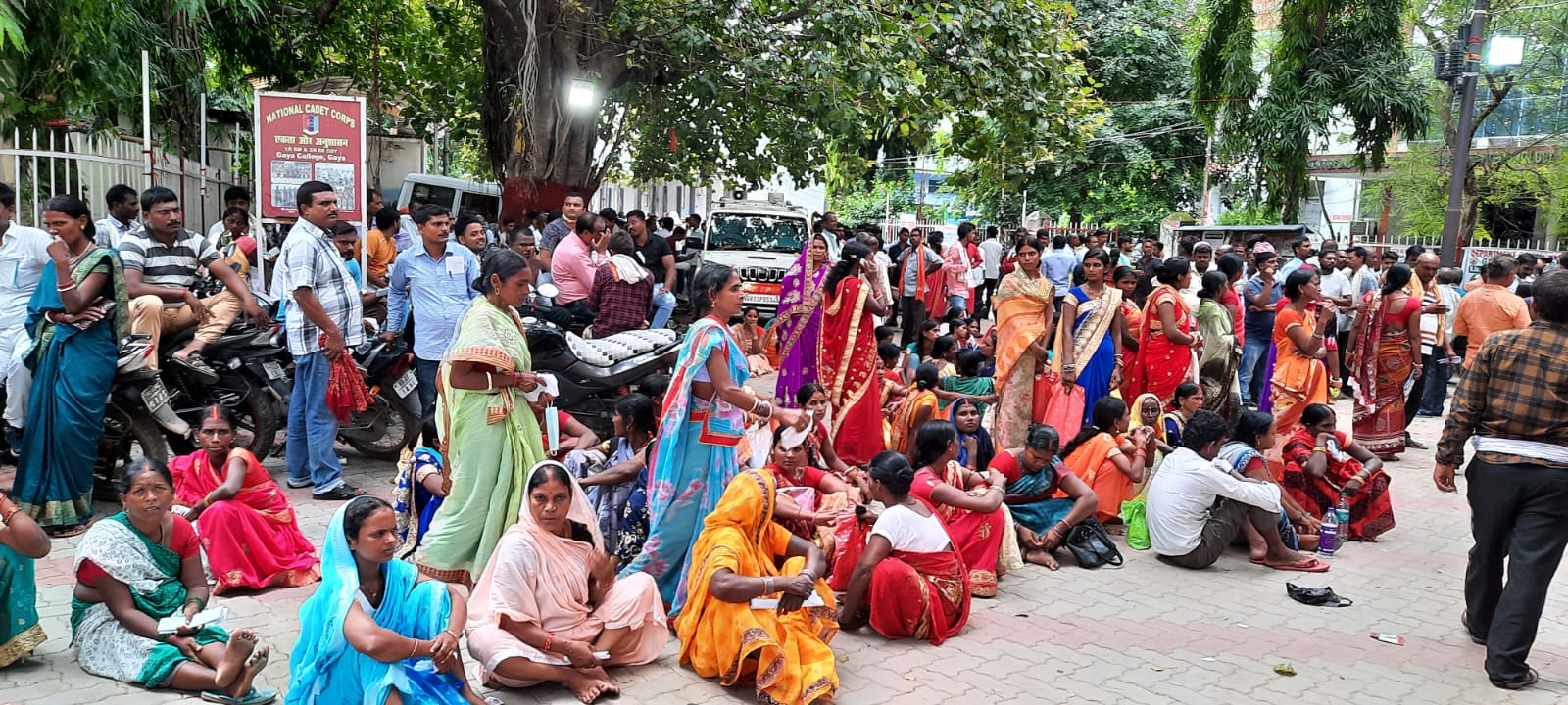 Bihar Panchayat First Phase Counting: रोहतास-मुंगेर में मुखिया पद पर महिलाओं ने मारी बाजी, देखें