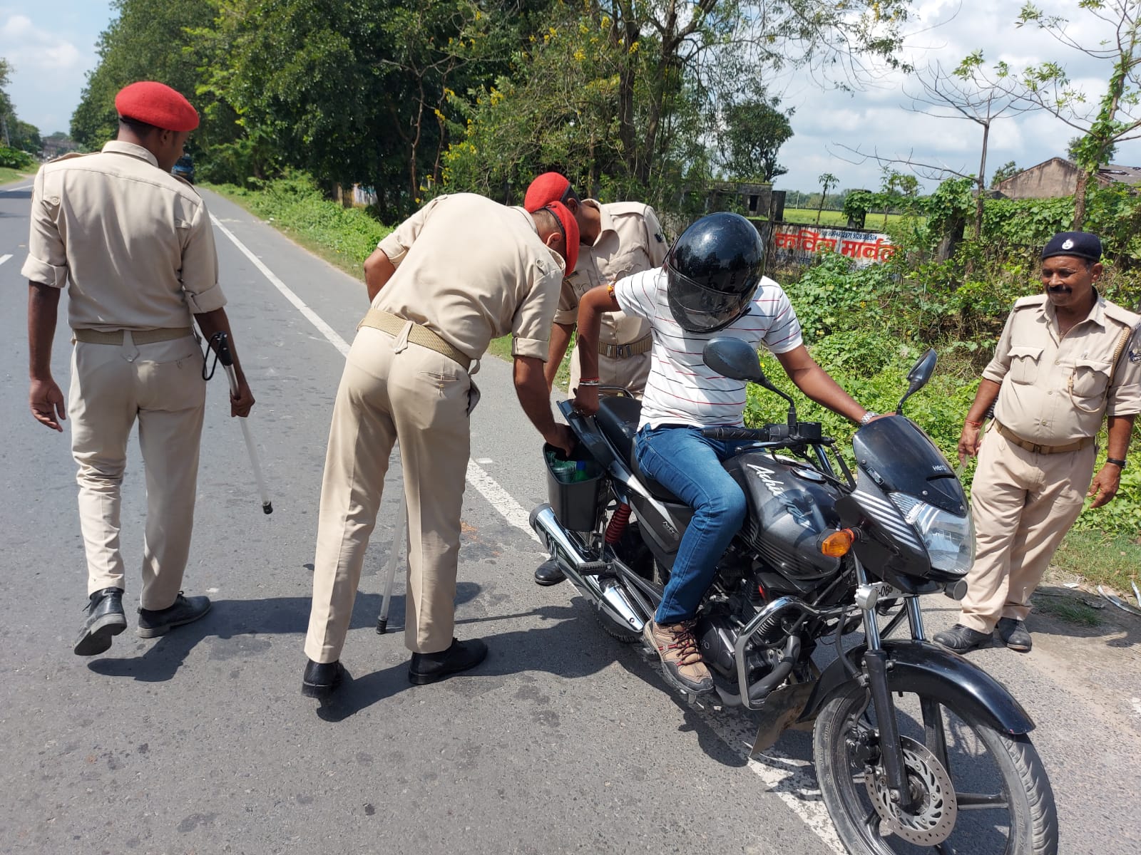 Bihar Panchayat Chunav: 3402 पदों पर निर्विरोध निर्वाचित हुए प्रत्याशी, दूसरे चरण में 55.02 प्रतिशत मतदान