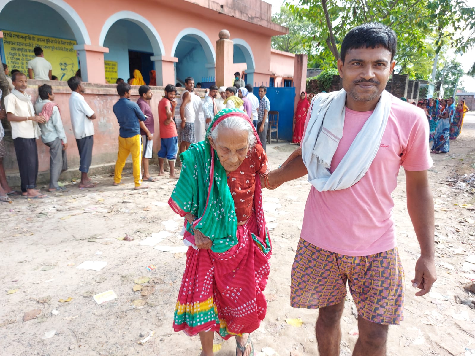 Bihar Panchayat Chunav: 3402 पदों पर निर्विरोध निर्वाचित हुए प्रत्याशी, दूसरे चरण में 55.02 प्रतिशत मतदान