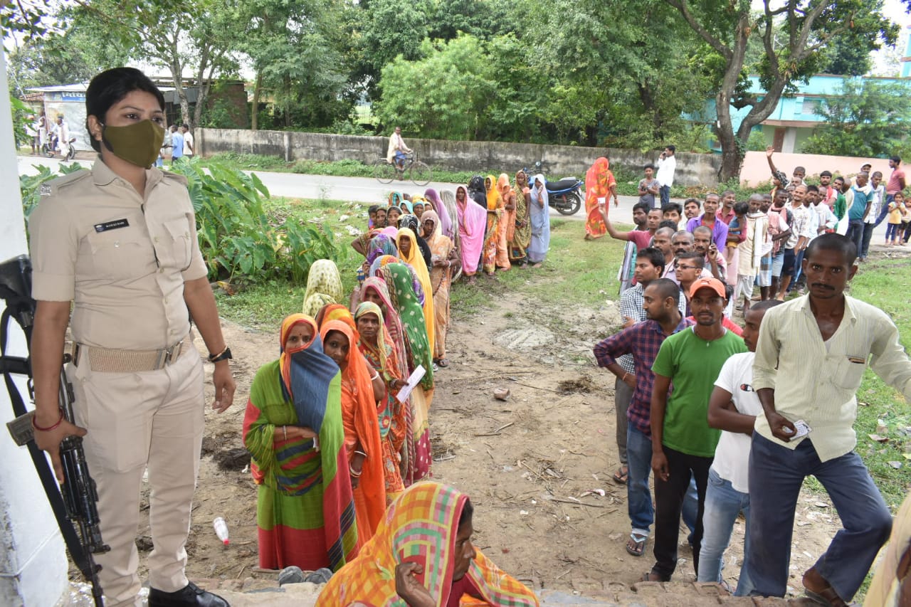 Bihar Panchayat Chunav: 3402 पदों पर निर्विरोध निर्वाचित हुए प्रत्याशी, दूसरे चरण में 55.02 प्रतिशत मतदान