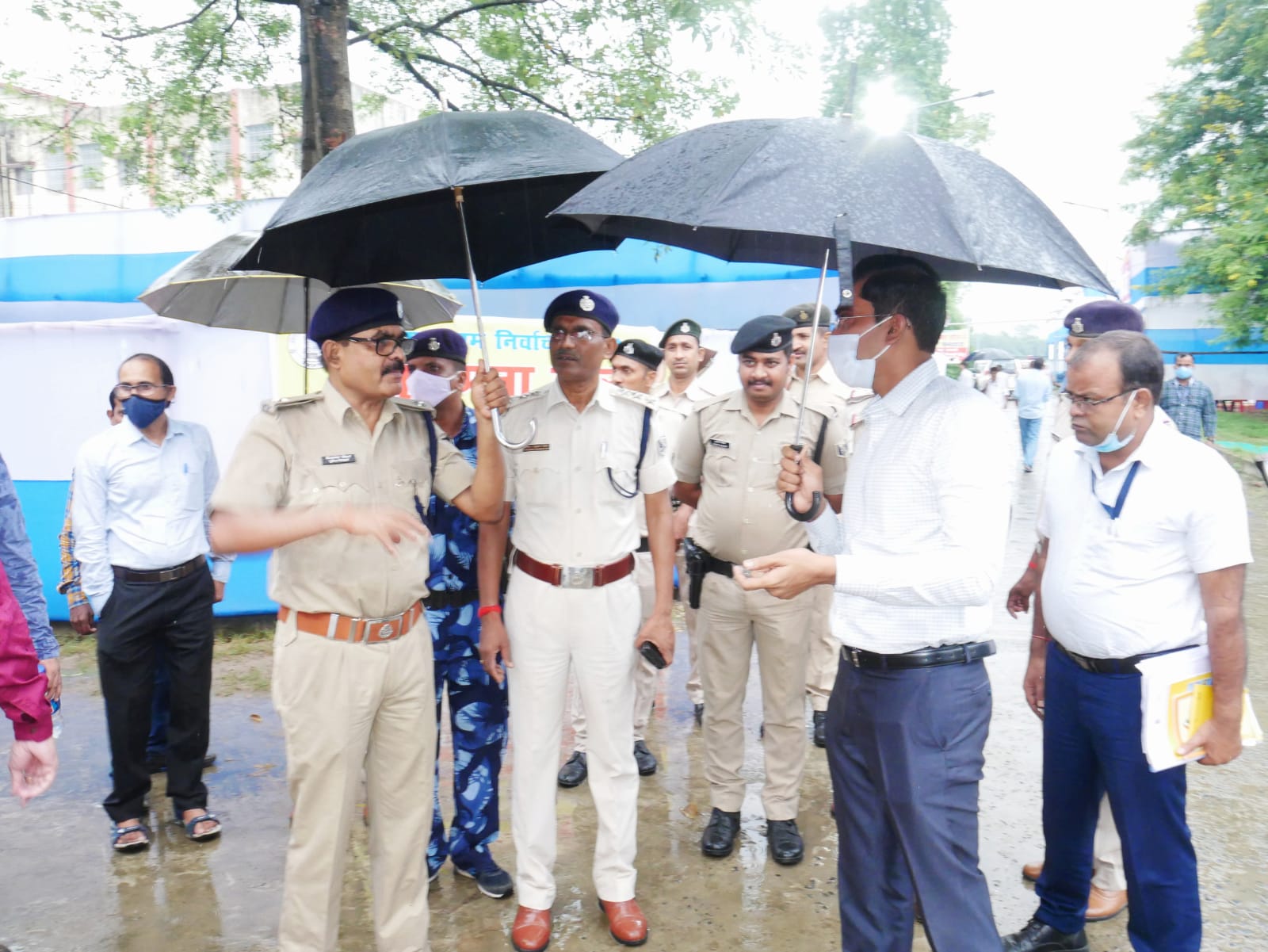 Bihar Panchayat Results: पश्चिम चंपारण के 24 पंचायतों में 20 पूर्व मुखिया चुनाव हारे