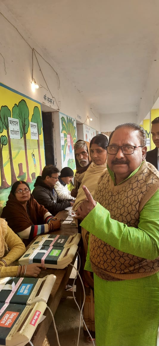 Bihar Panchayat Chunav Live: नौवें चरण में 61.15 % वोटिंग, महिलाएं फिर रहीं आगे, बेगूसराय में रिकॉर्ड मतदान 