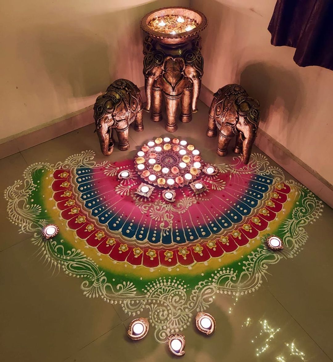 Diwali Simple Rangoli 2021: सरल रंगोली डिजाइन यहां से चुनें, इस दिवाली घर को सजाएं ट्रेंडी रंगोली से