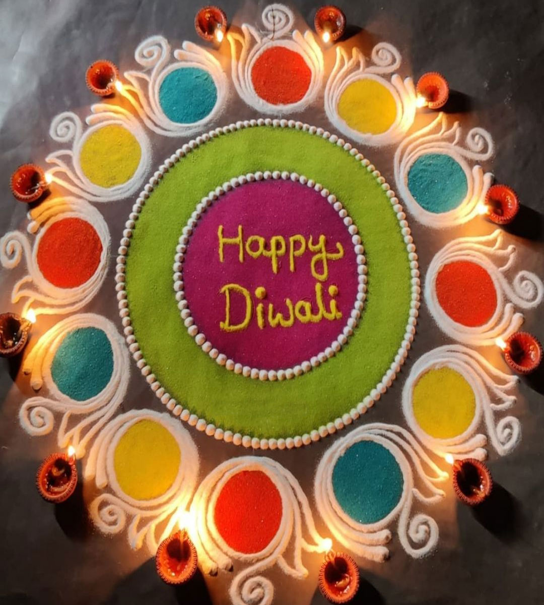 Diwali Simple Rangoli 2021: सरल रंगोली डिजाइन यहां से चुनें, इस दिवाली घर को सजाएं ट्रेंडी रंगोली से