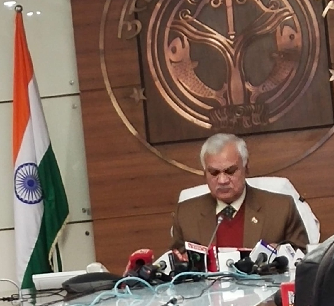 UP Breaking News LIVE: पदभार ग्रहण करते ही एक्टिव मोड में नए सीएस दुर्गाशंकर मिश्रा, शुरू की बैठक लेना