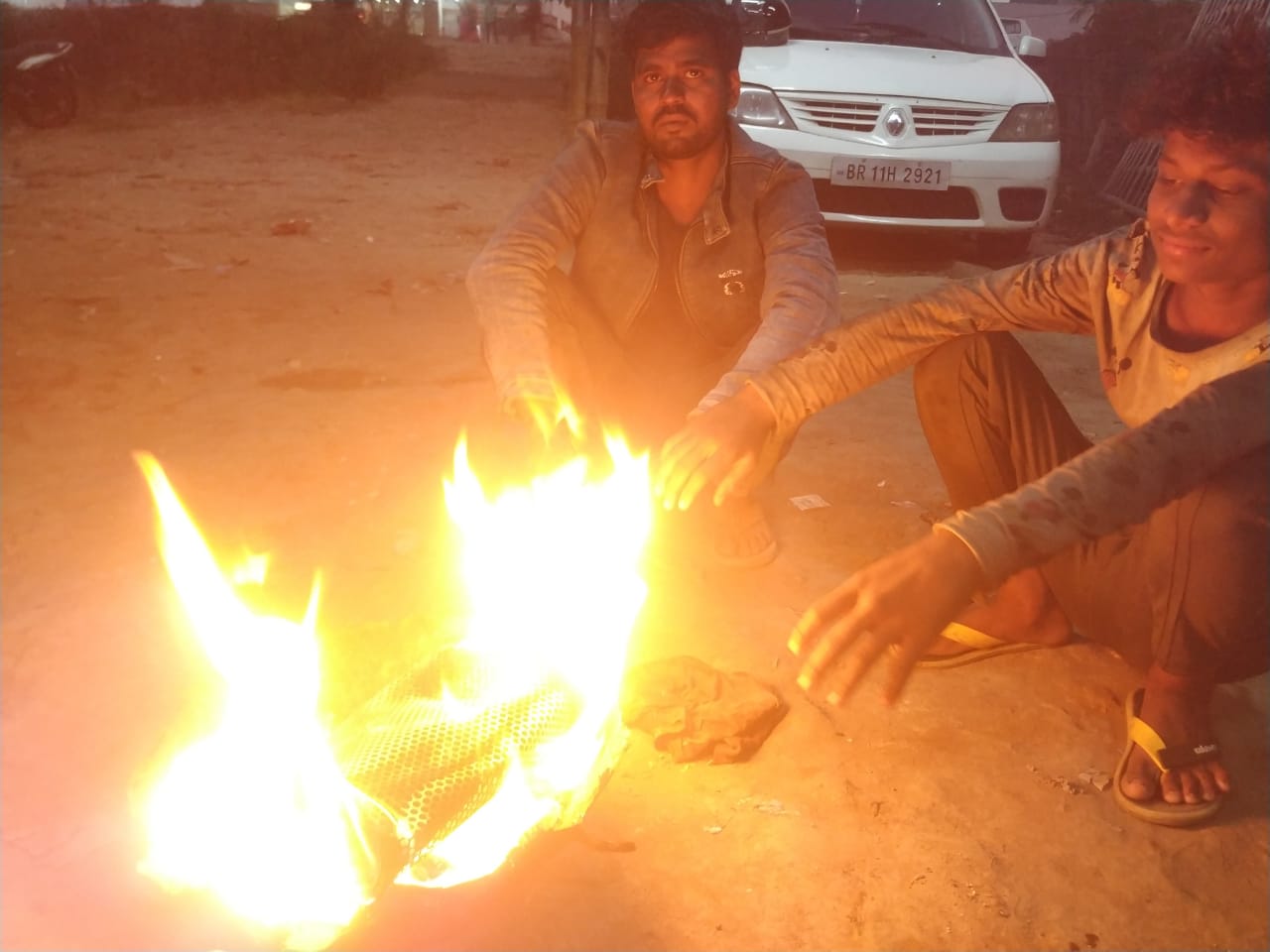 Bihar Weather Forecast: अगले 48 घंटे बिहार में ठंड बढ़ेगी, पटना के स्कूल किये गये बंद