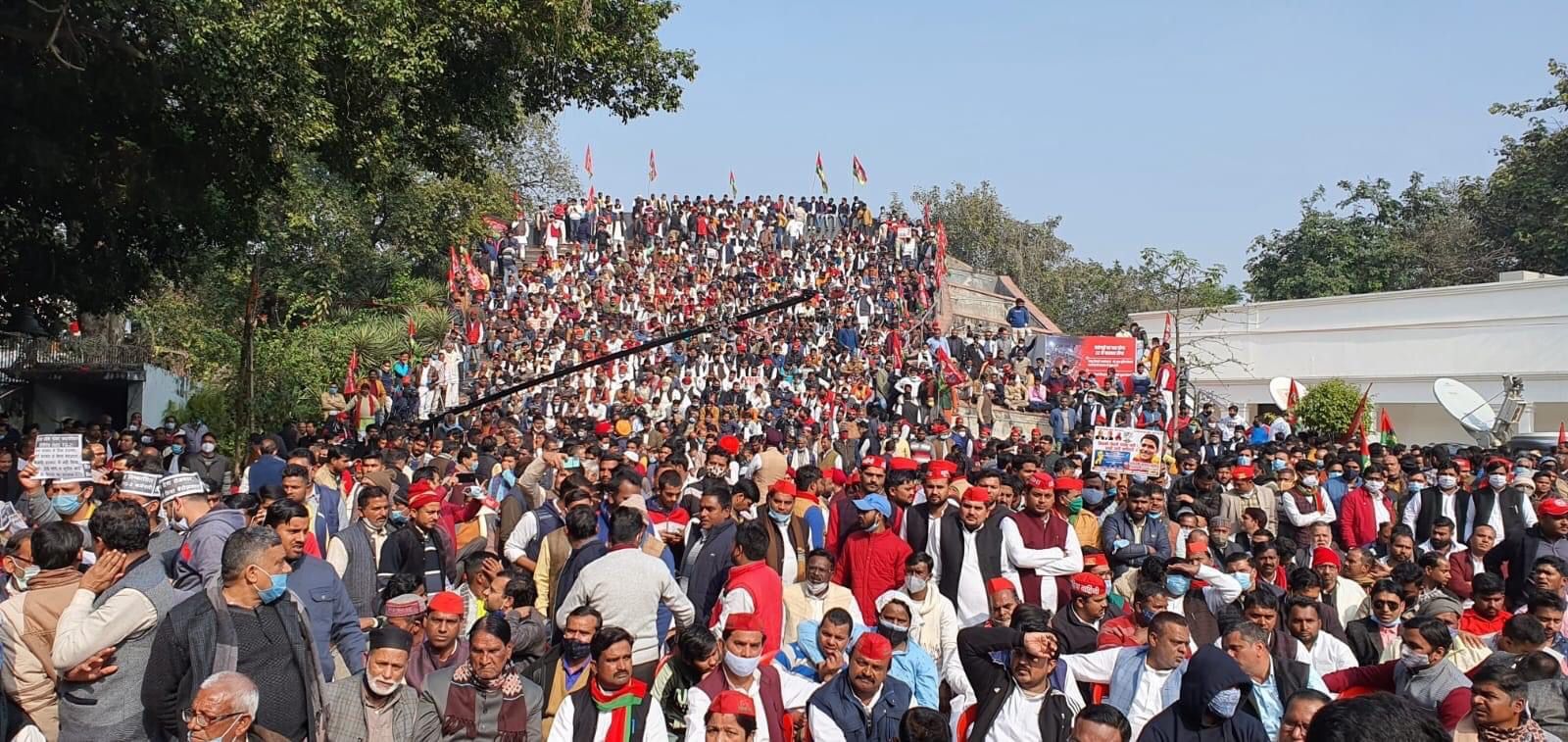 UP Chunav 2022 Live Updates: प्रयागराज से बीजेपी सांसद रीता बहुगुणा जोशी कोरोना पॉजिटिव