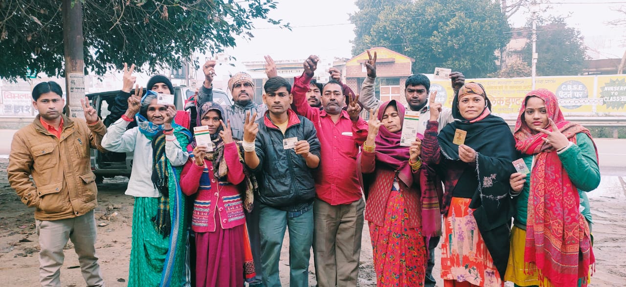 Aligarh Chunav 2022 Voting: अलीगढ़ में 60.49 फीसद वोटिंग, 2017 की तुलना में घटा मतदान प्रतिशत