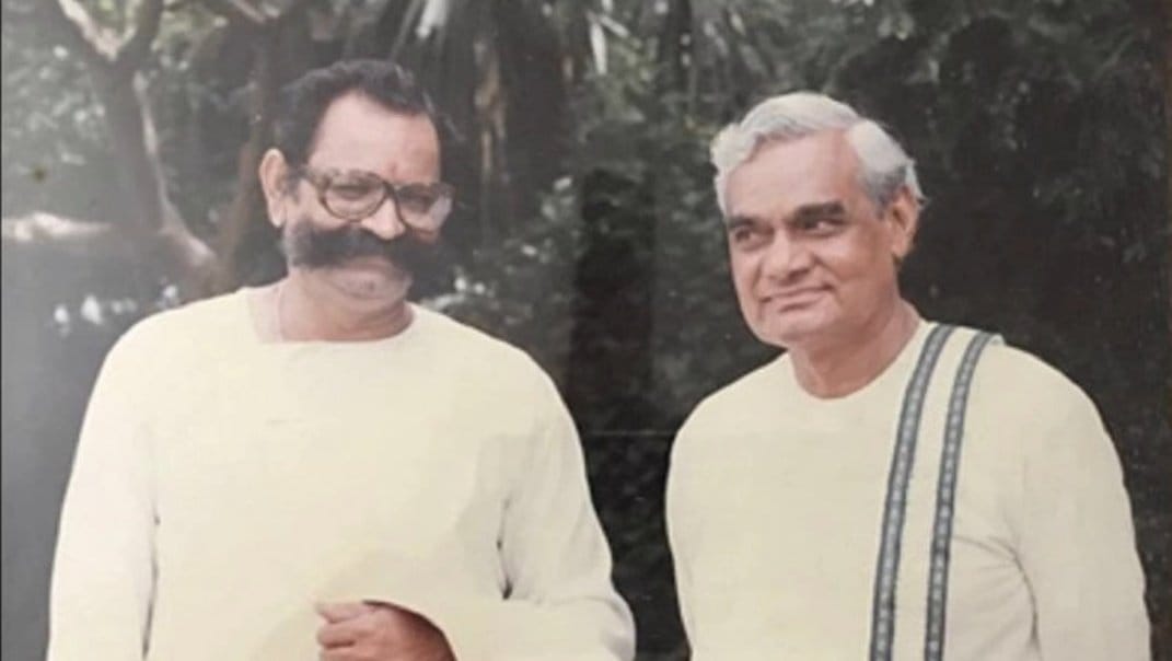 UP Chunav Live: पूर्व प्रधानमंत्री अटल बिहारी वाजपेयी के सहयोगी शिवकुमार का निधन