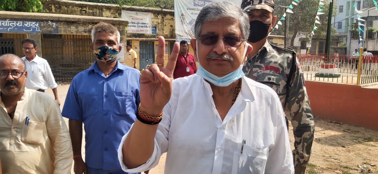 Bihar MLC Election 2022 Live Updates:  
बिहार में औसत से अधिक वोटिंग, 97.84% हुआ मतदान 