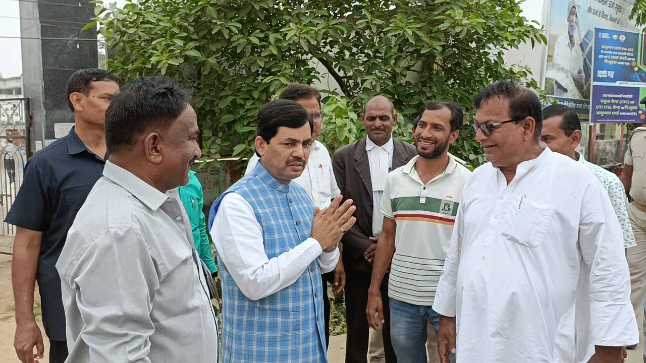 Bihar MLC Election 2022 Live Updates:  
बिहार में औसत से अधिक वोटिंग, 97.84% हुआ मतदान 