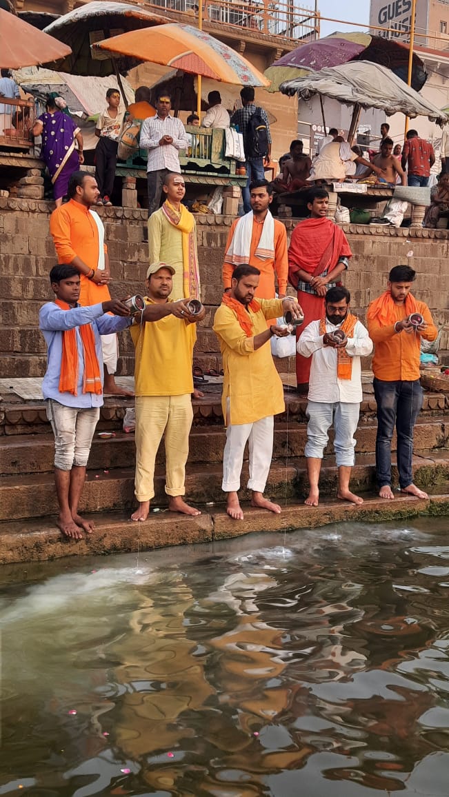 Chaitra Navratri 2022 : नवरात्रि के प्रथम दिन करें मां शैलपुत्री की पूजा, जानें पूजन विधि और मुहूर्त