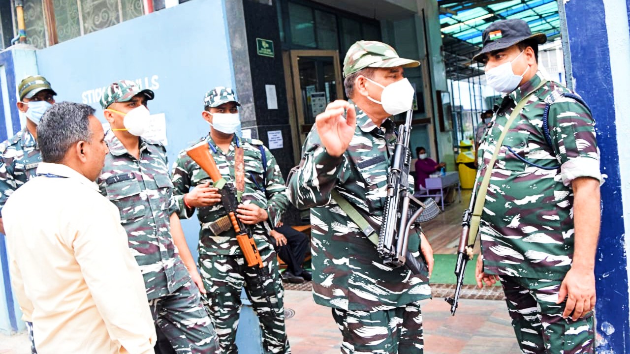 Bypoll Election Voting 2022: आसनसोल लोकसभा में 64.3 फीसदी और बालीगंज विधानसभा में 41.10 फीसदी वोट