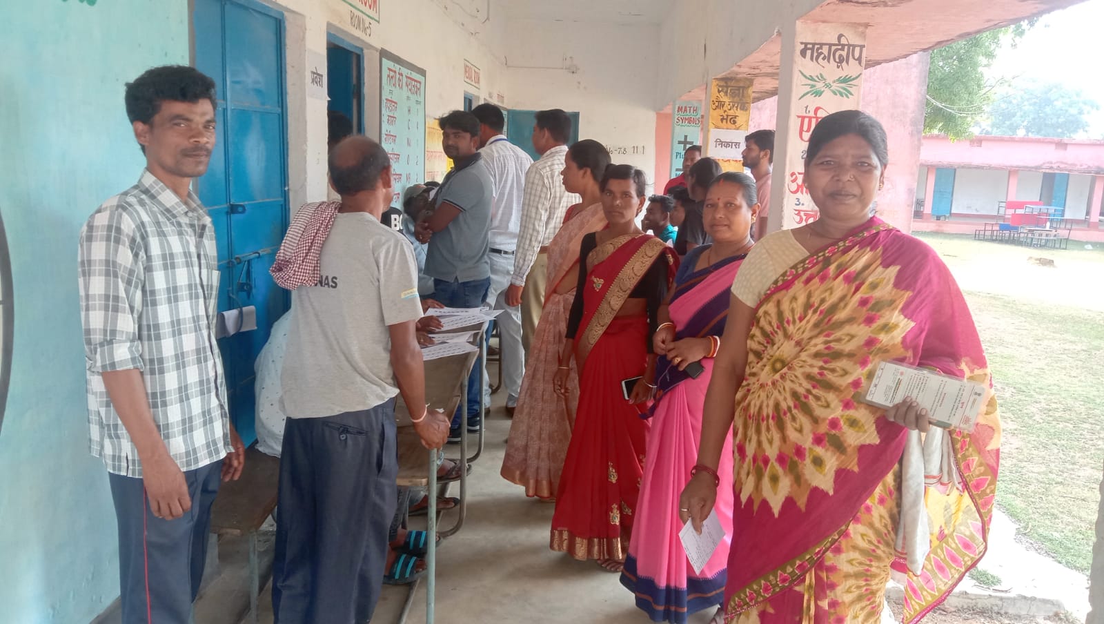 Jharkhand Panchayat Chunav Live: साहिबगंज में 73 फीसदी से अधिक हुई वोटिंग, अब सबकी निगाहें काउंटिंग पर