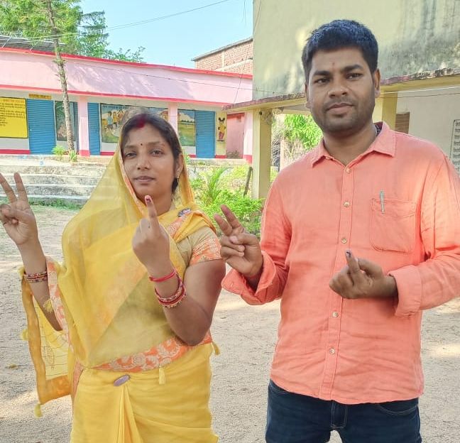 Jharkhand Panchayat Chunav Live: झारखंड पंचायत चुनाव के दूसरे चरण में पश्चिमी सिंहभूम में 60 फीसदी वोटिंग