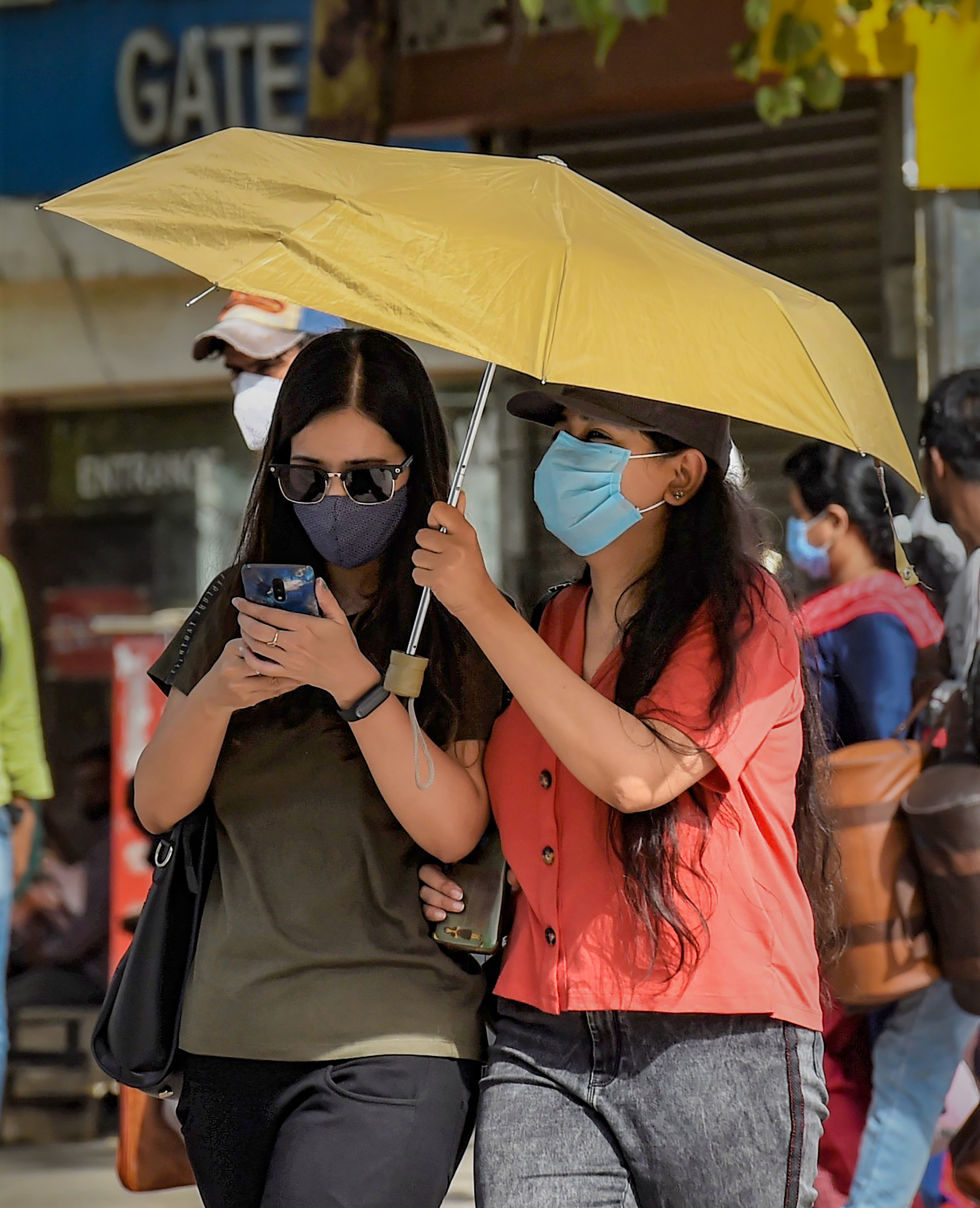 Weather Forecast Updates: दिल्ली में मौसम लेगा करवट, जानें बिहार-यूपी-एमपी सहित अन्‍य राज्य का मौसम