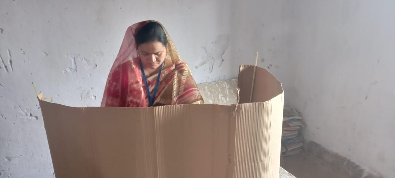 Jharkhand Panchayat Chunav Live: झारखंड पंचायत चुनाव के दूसरे चरण में पश्चिमी सिंहभूम में 60 फीसदी वोटिंग