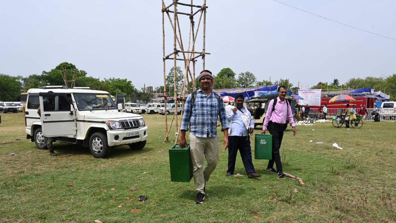Jharkhand Breaking News LIVE: सिमडेगा के मटरामेटा गांव में कुएं में डूबने से युवक की मौत