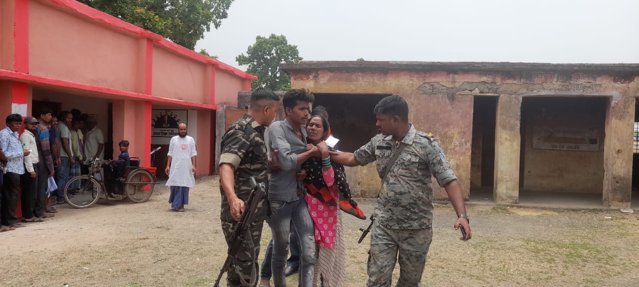 Jharkhand Panchayat Chunav Live: झारखंड पंचायत चुनाव के दूसरे चरण में पश्चिमी सिंहभूम में 60 फीसदी वोटिंग