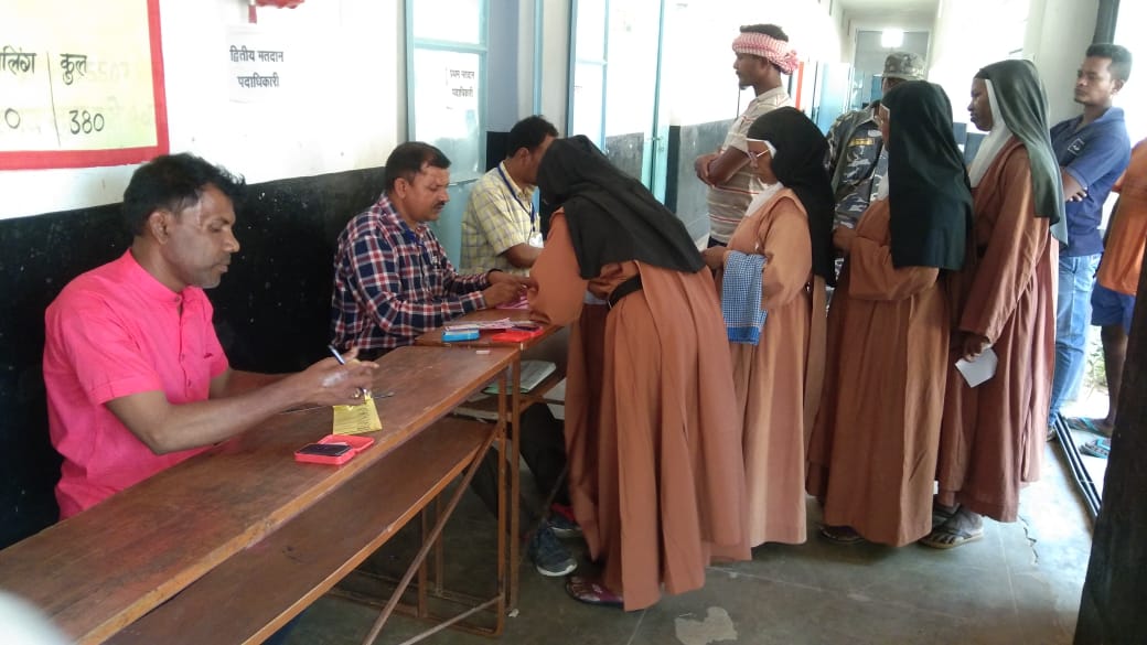 Jharkhand Panchayat Chunav Live: झारखंड पंचायत चुनाव के दूसरे चरण में पश्चिमी सिंहभूम में 60 फीसदी वोटिंग