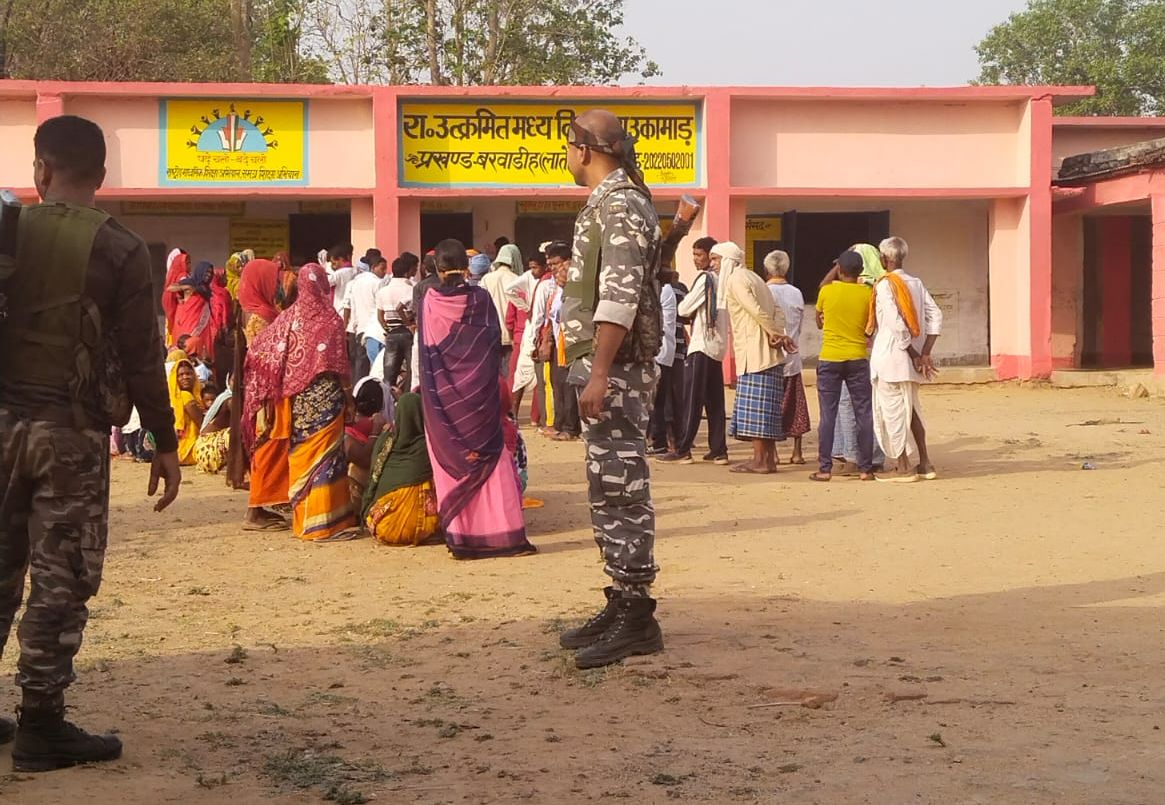 Jharkhand Panchayat Chunav Live: झारखंड पंचायत चुनाव के दूसरे चरण में पश्चिमी सिंहभूम में 60 फीसदी वोटिंग