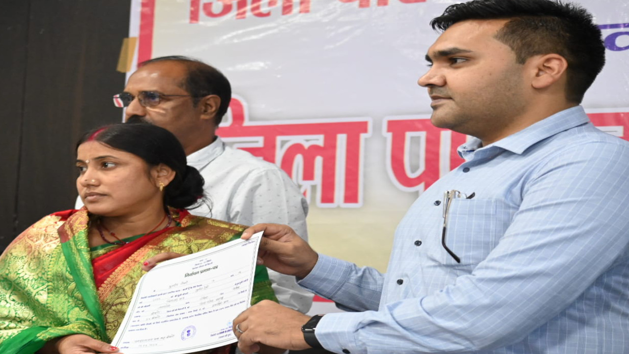 Jharkhand Breaking News: पूर्व मंत्री कृष्णानंद झा बने नीति आयोग के सदस्य, जारी हुई अधिसूचना