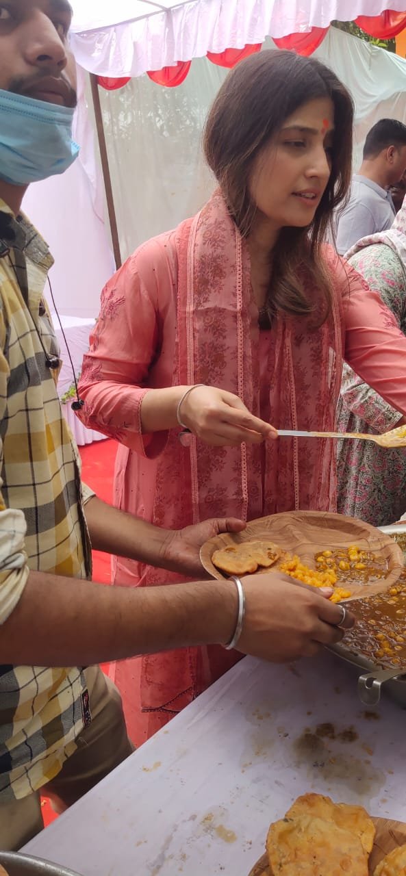 UP Breaking News Live: योगी कैबिनेट की बैठक में लगे कई अहम प्रस्‍तावों पर मुहर 