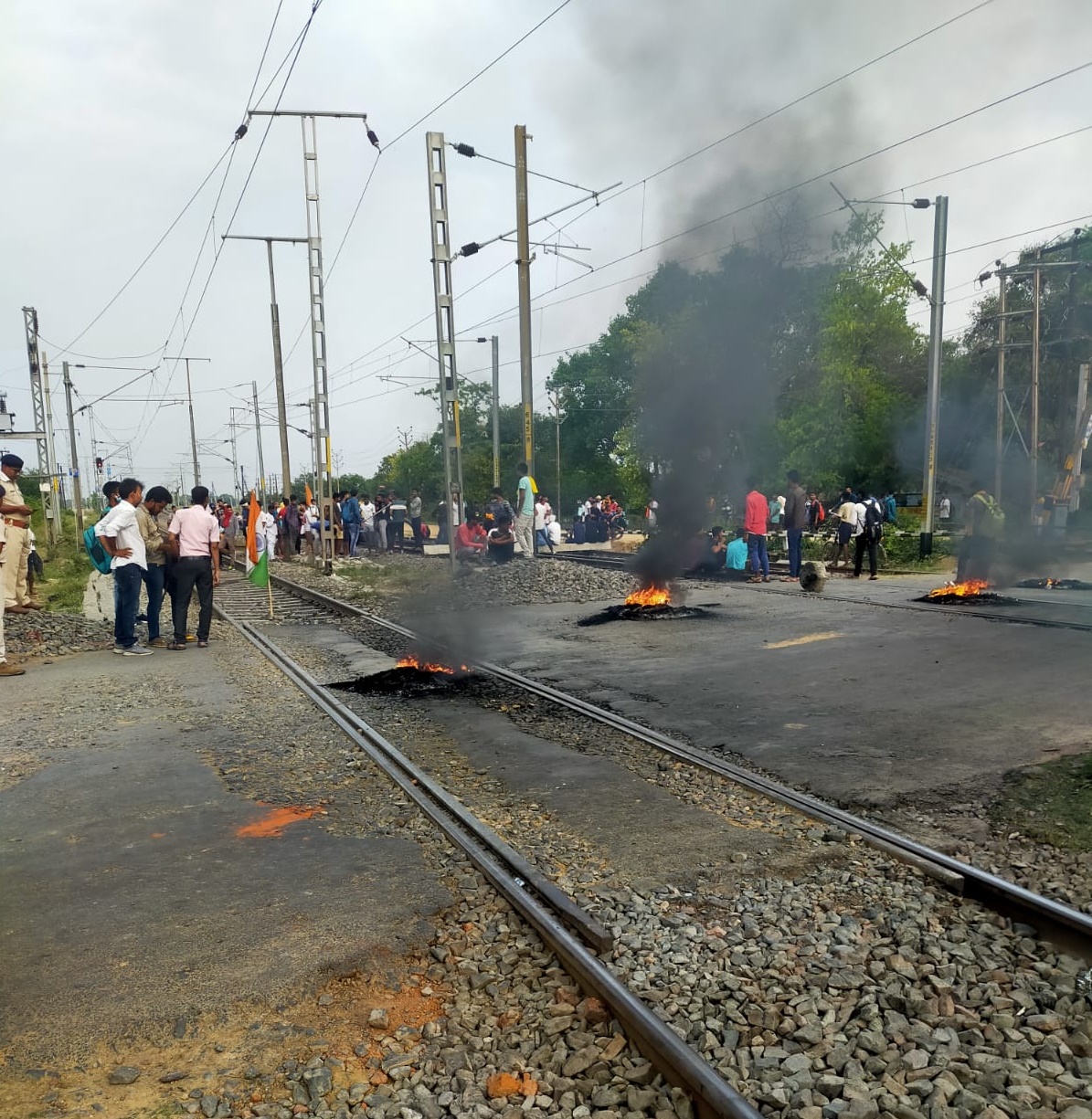 Agnipath Scheme Protest Live: बिहार के 12 जिलों में 22 सोशल साइटों पर तीन दिन के लिए बैन