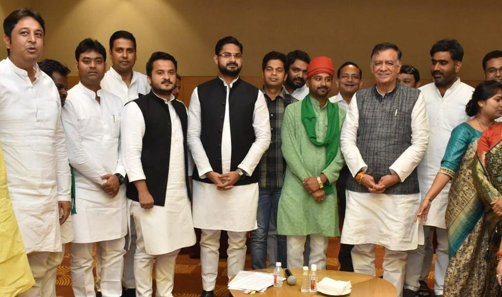 UP Breaking News Live: 100 दिन में योगी सरकार के पास केवल नाकामी : अखिलेश यादव 