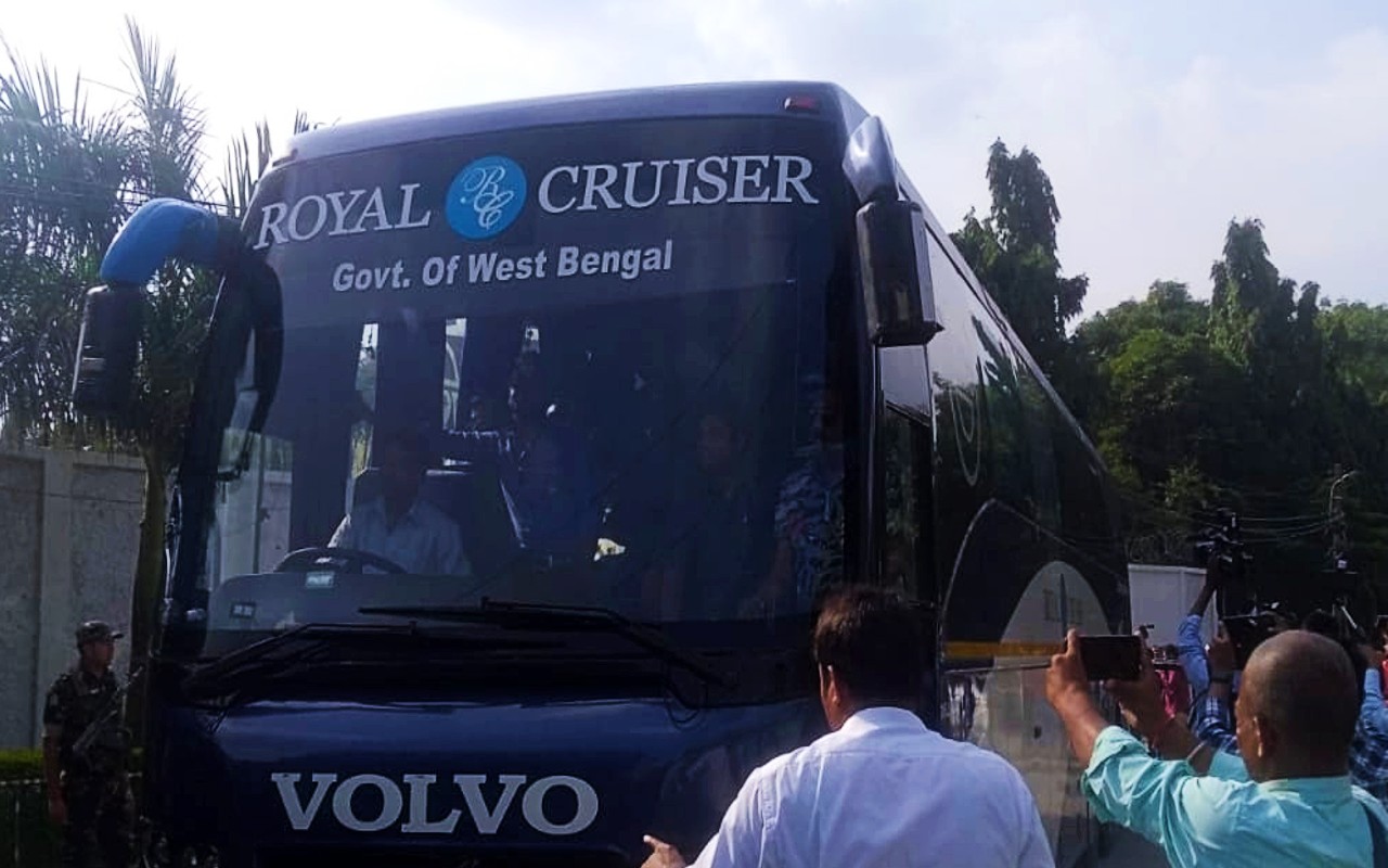 Jharkhand Breaking News LIVE : रांची के अनगड़ा में बाजार से लौट रहे दंपती पर हमला, पति की मौत, पत्नी घायल