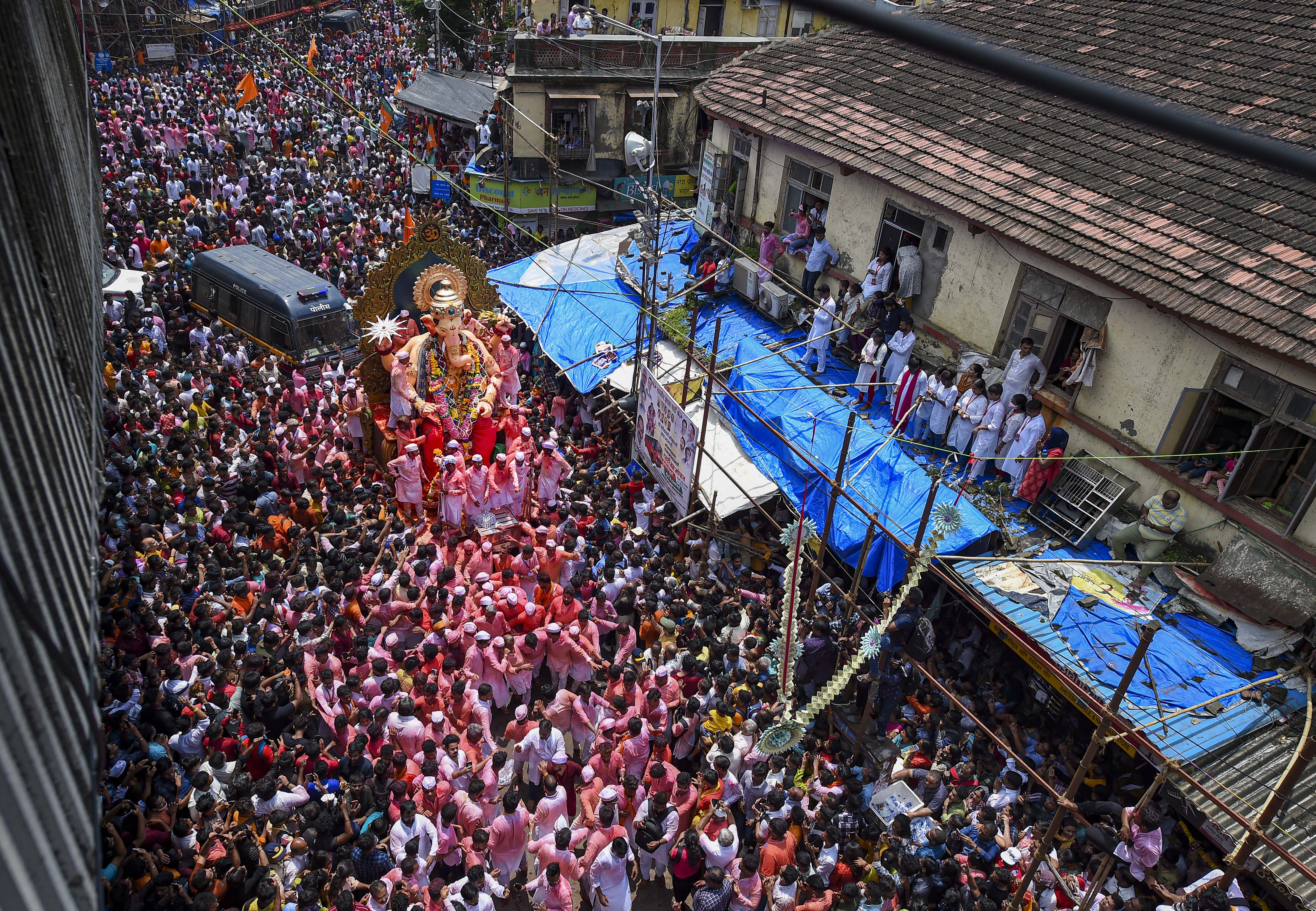 Lalbaugcha Raja 2022 Visarjan Live: लालबाग के राजा की विसर्जन वीडियो यहां देखें