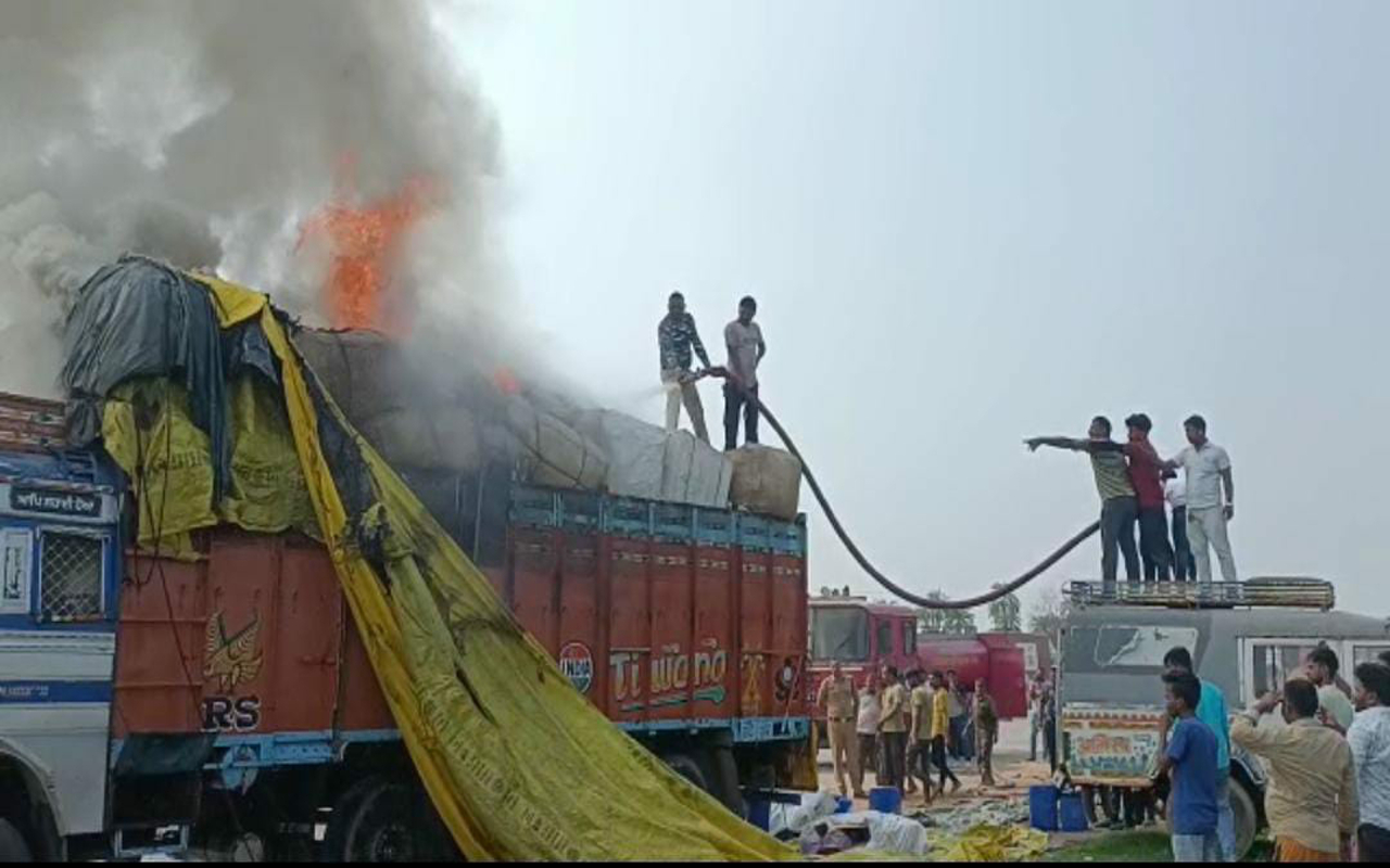 Jharkhand Breaking News: गिरिडीह के मंगरोडीह से 4 चोर गिरफ्तार, गैस कटर, पाइप, मोबाइल फोन बरामद