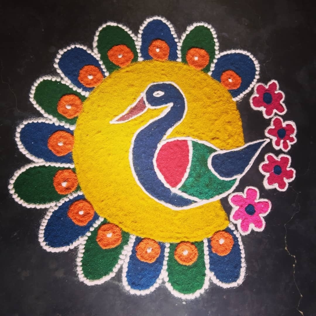 Diwali Simple Rangoli 2022: इस दिवाली घर को सजाएं ट्रेंडी रंगोली से, यहं देखें खूबसूरत डिजाइन
