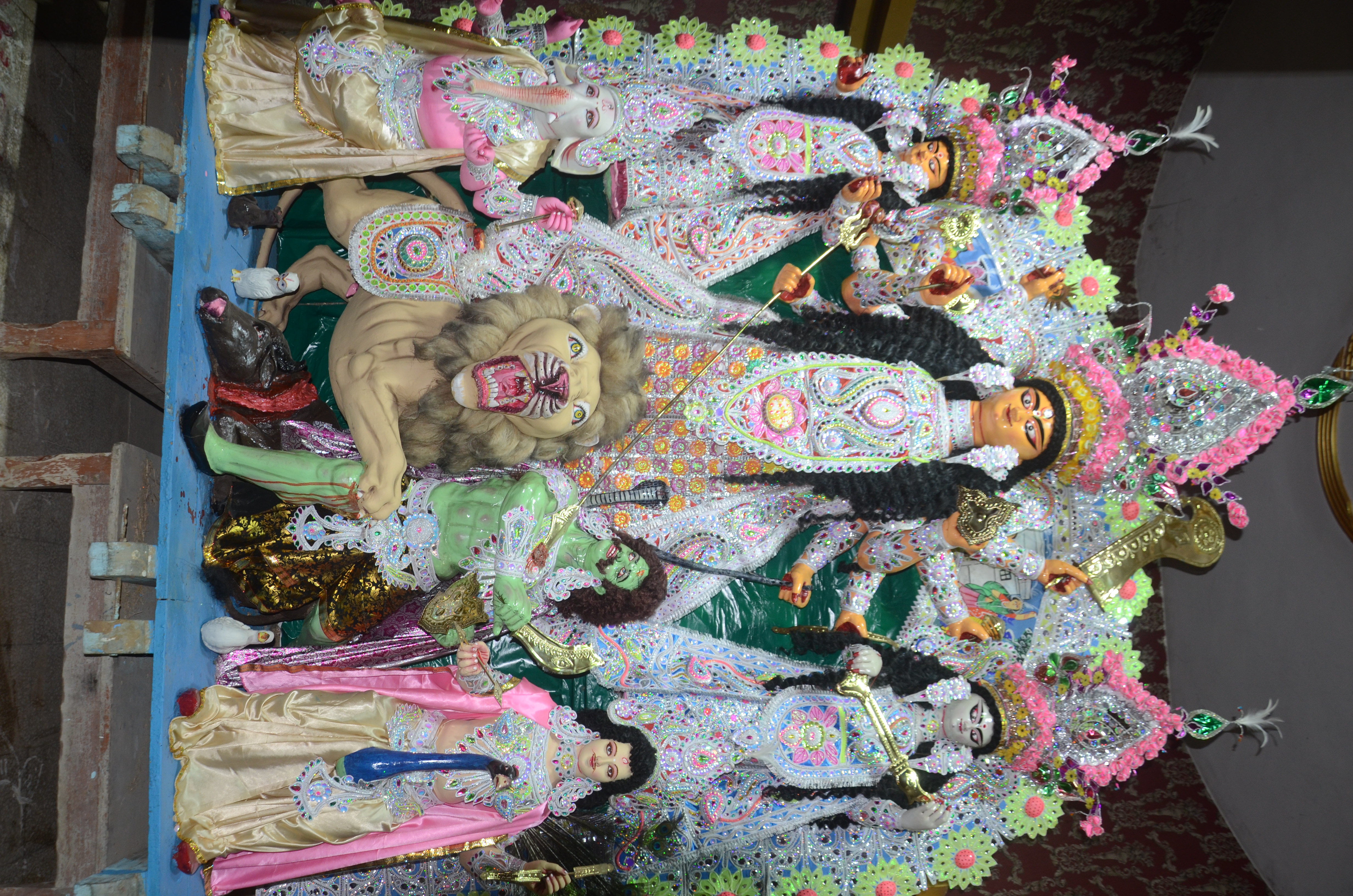 Bihar Durga Puja Live: पटना के खाजपुरा में महिष्मति के रूप में बन रहा है पंडाल, होगा आकर्षण का केंद्र