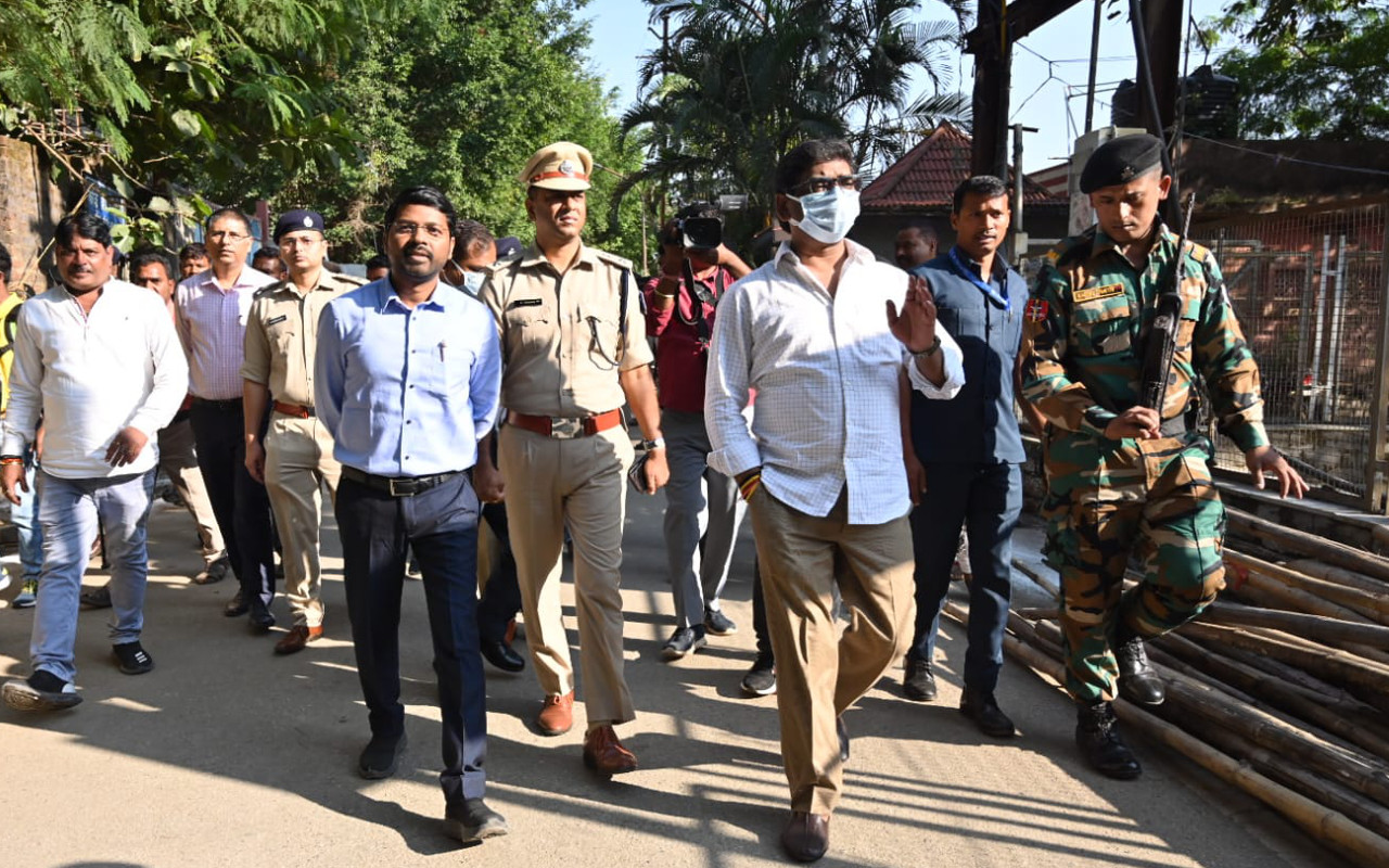 Jharkhand Breaking News: लोहरदगा में दो सड़क दुर्घटना में तीन लोग घायल, आधा दर्जन बाइक क्षतिग्रस्त