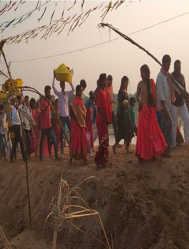 Chhath Puja 2022:  नीतीश के सरकारी आवास पर लोक आस्था के पर्व की रौनक, छठ से जुड़ी देखें ये 6 तस्वीरें