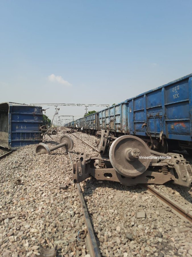 UP Breaking News Live: आगरा में अपहरण के बाद मासूम की हत्या, वारदात करने वाले निकले परिचित