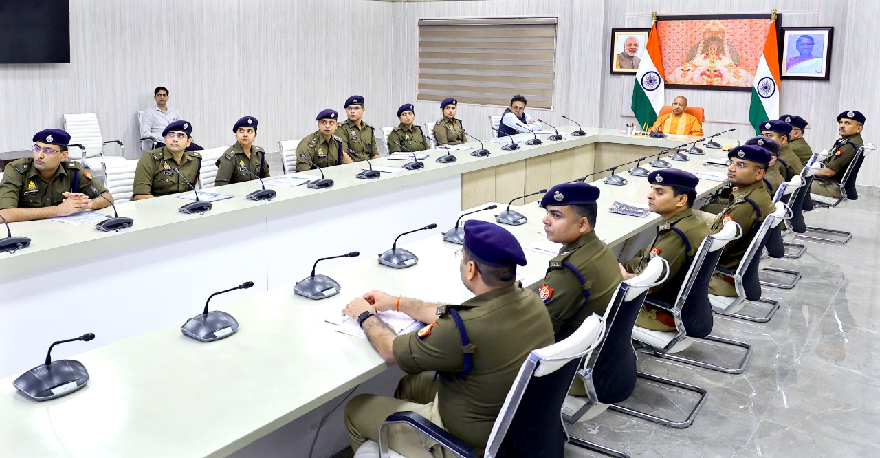 UP Breaking News Live: रामपुर उपचुनाव में वोट नहीं दे सकेंगे आज़म खां, भाजपा प्रत्याशी की शिकायत पर एक्शन