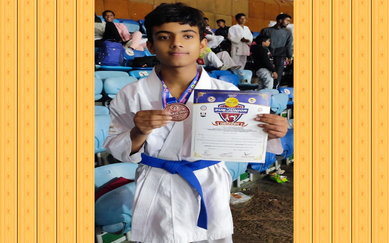 Jharkhand Breaking News: लोहरदगा के भंडरा में दो बाइक की टक्कर में दो युवक की मौत, चार घायल