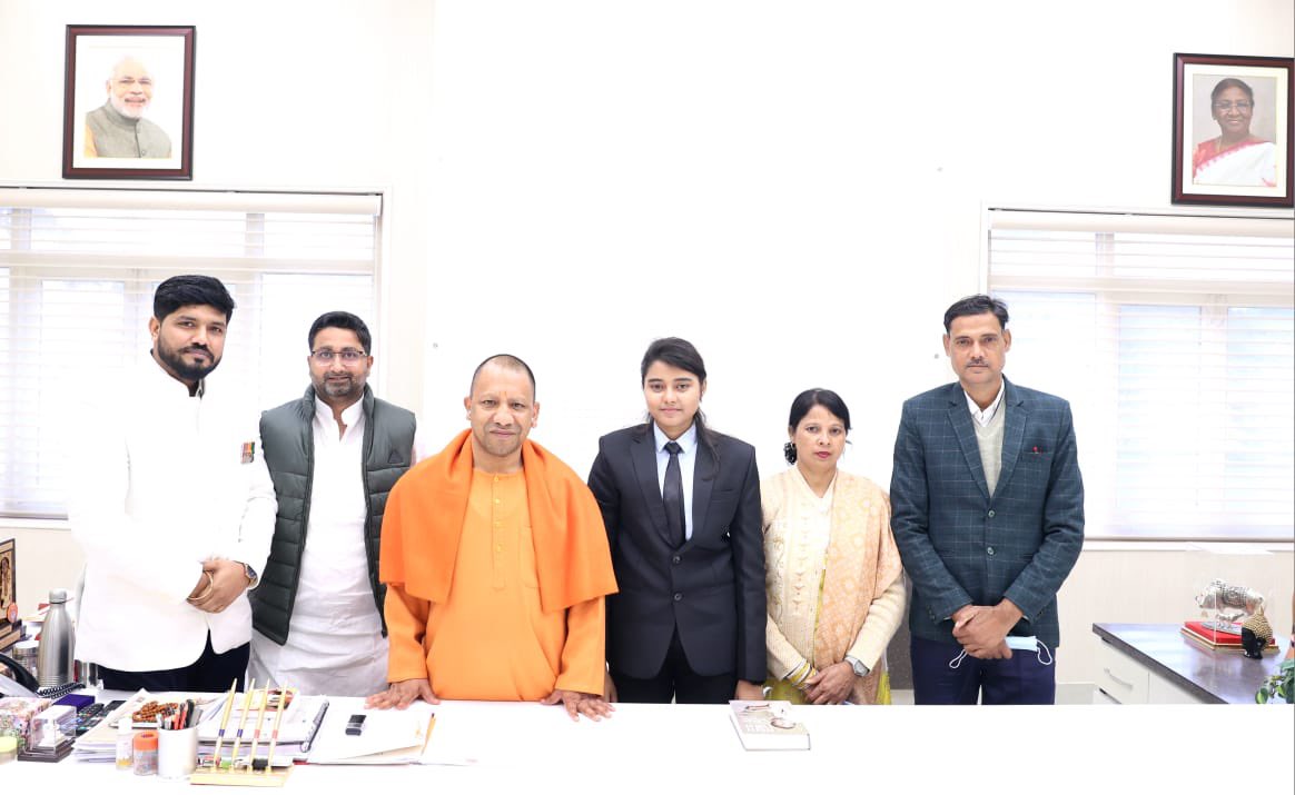 UP Breaking News Live: रायबरेली जेल में मारपीट के आरोपित पांच जेल वार्डर निलंबित