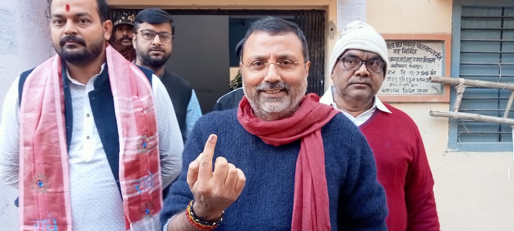 Bihar Nikay Chunav : पटना में घर बैठे रह गये आधे से ज्यादा वोटर, दूसरे चरण में 57 फीसद मतदान